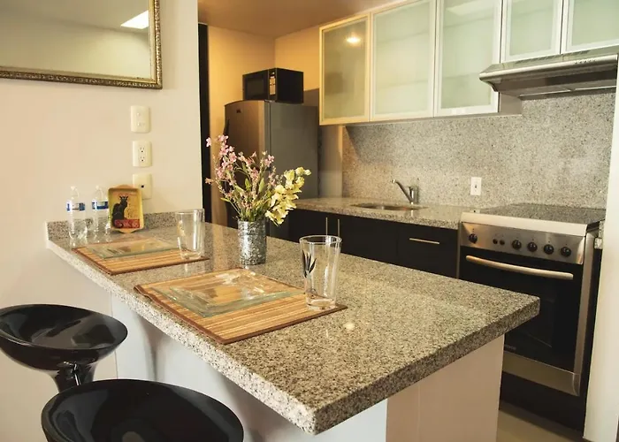 1312 Premier Private Four Guests Downtown